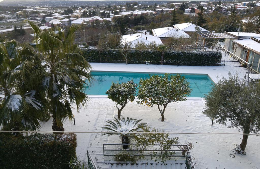 Etna Bike Holiday ซัฟเฟรานา เอตเนอา ภายนอก รูปภาพ